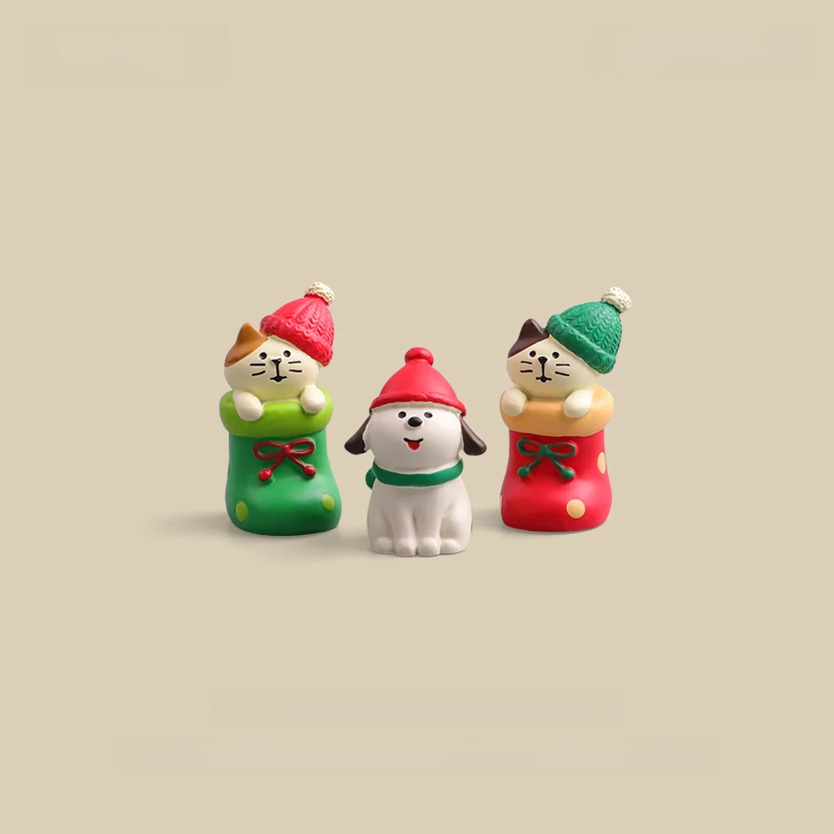 かわいいクリスマスソックスの猫飾り小物：おしゃれなプレゼントとしての実用性とシーン別適用