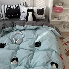 薄荷猫デザインの柔らかい肌触りの4点セット【かわいいインス風・タオル刺繍・クリーム色の布団カバー】（セットアップ対応）
