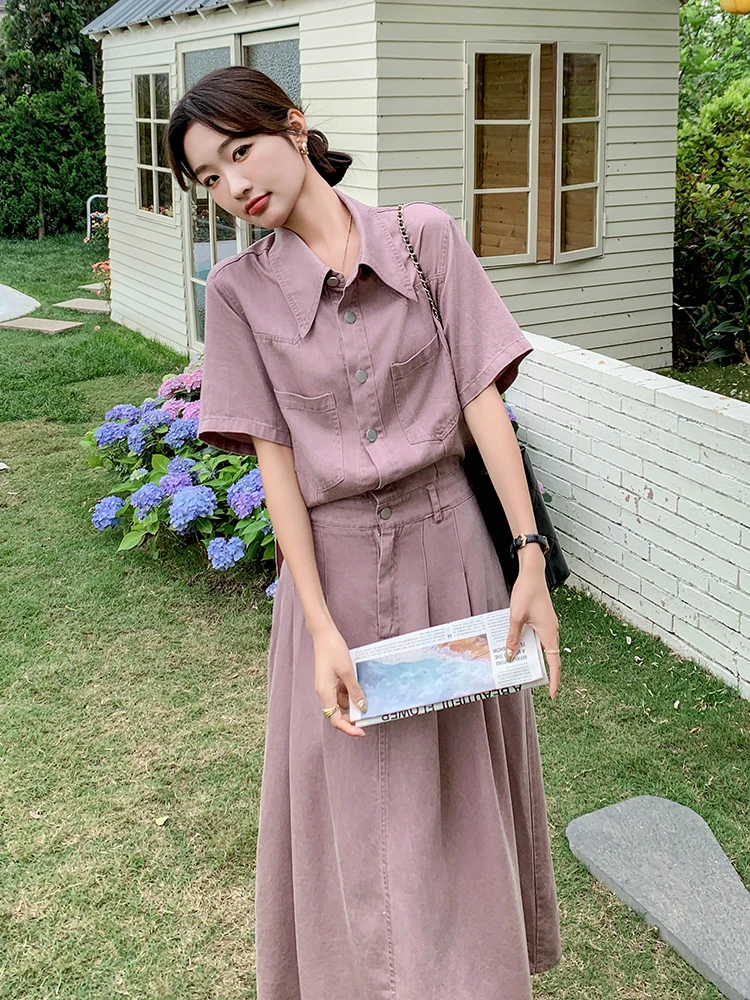 6月に着るピンクデニムワンピースの選び方：法式スタイルで涼しく体にやさしい夏の服