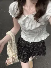 フレンチスタイル 白色パフスリーブブラウス【夏用・ウエスト絞り・フリル付き】