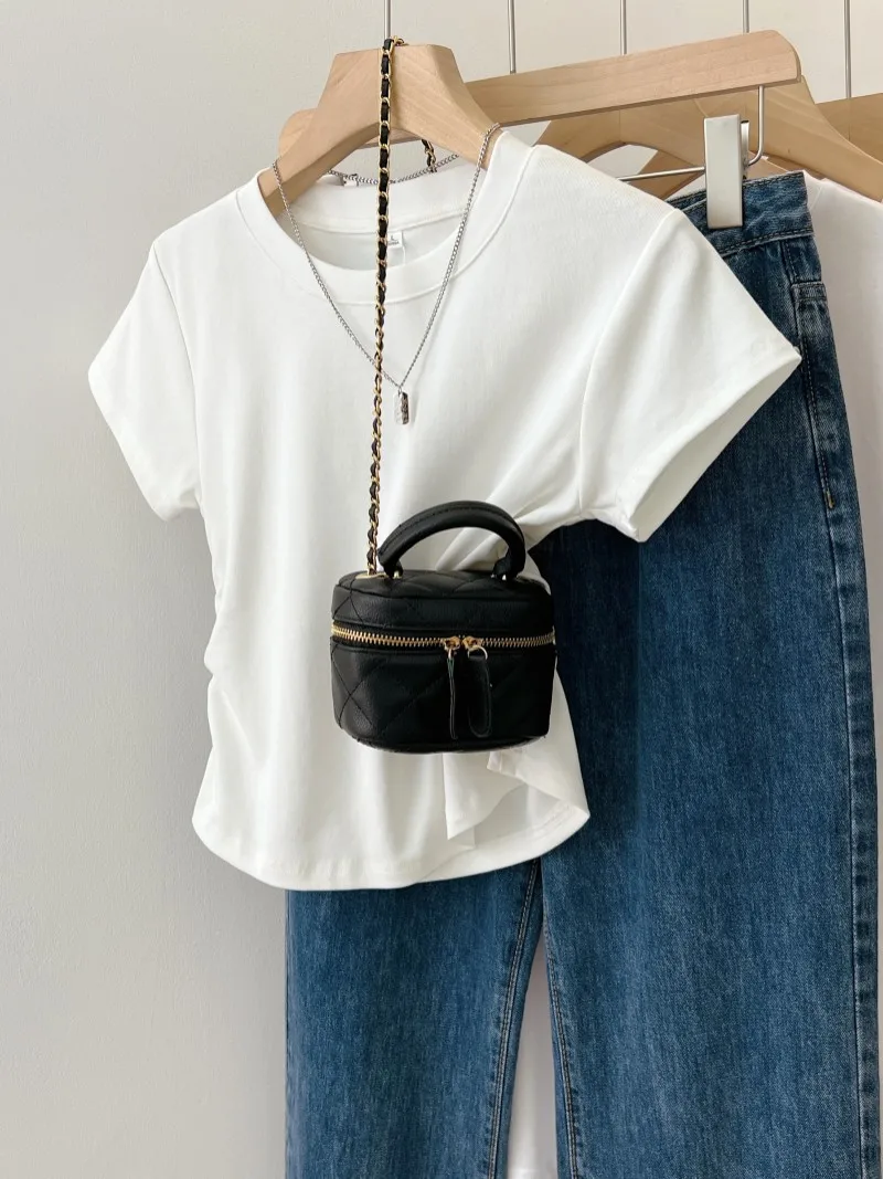 40代の夏にぴったりなプチプラTシャツは、どう選ぶ？