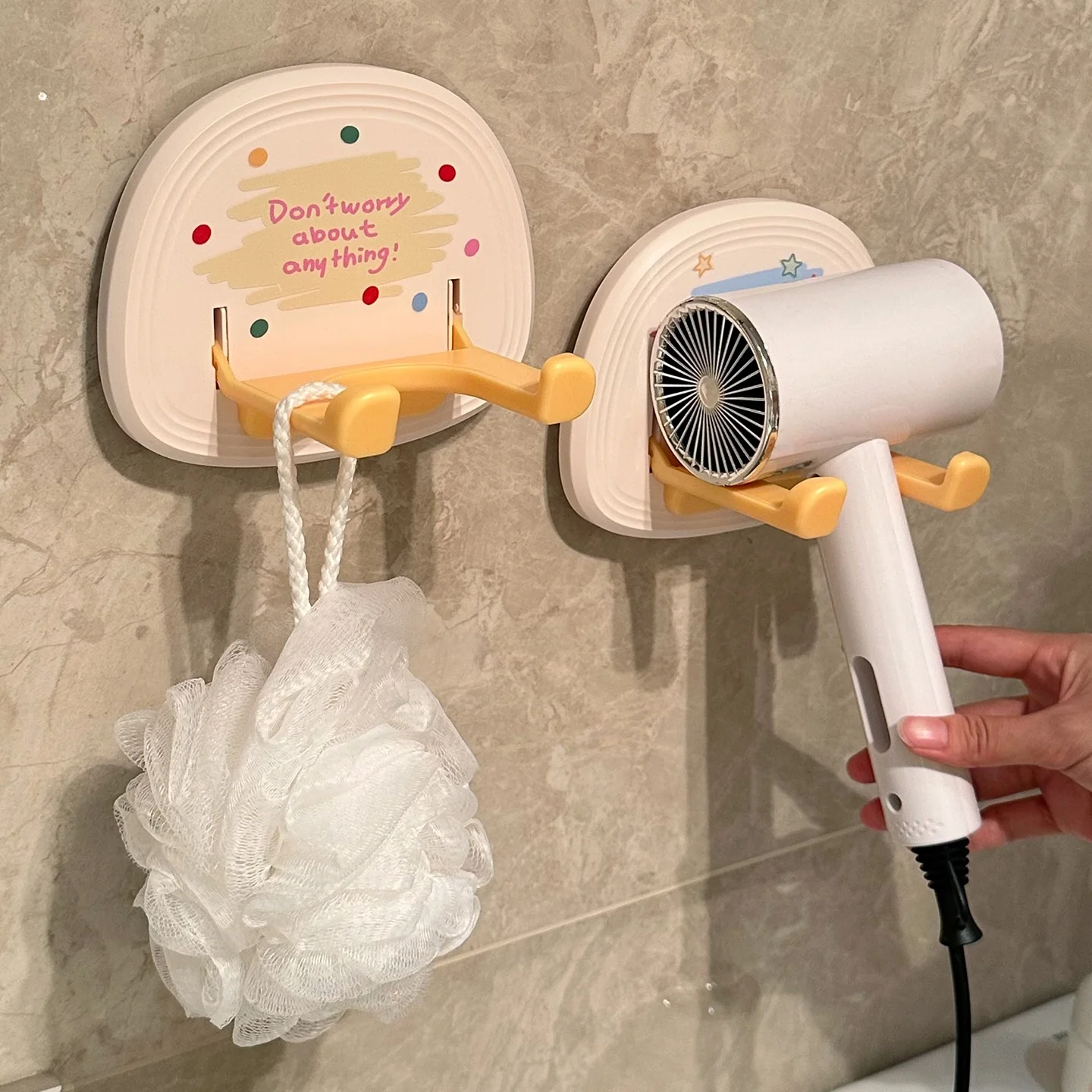 賃貸でも使いやすい壁を傷めない取り付けグッズを3つで解決する！