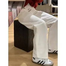 白色のゆったりワイドレッグデニムパンツ【ハイウエスト・スリム効果・レディース】