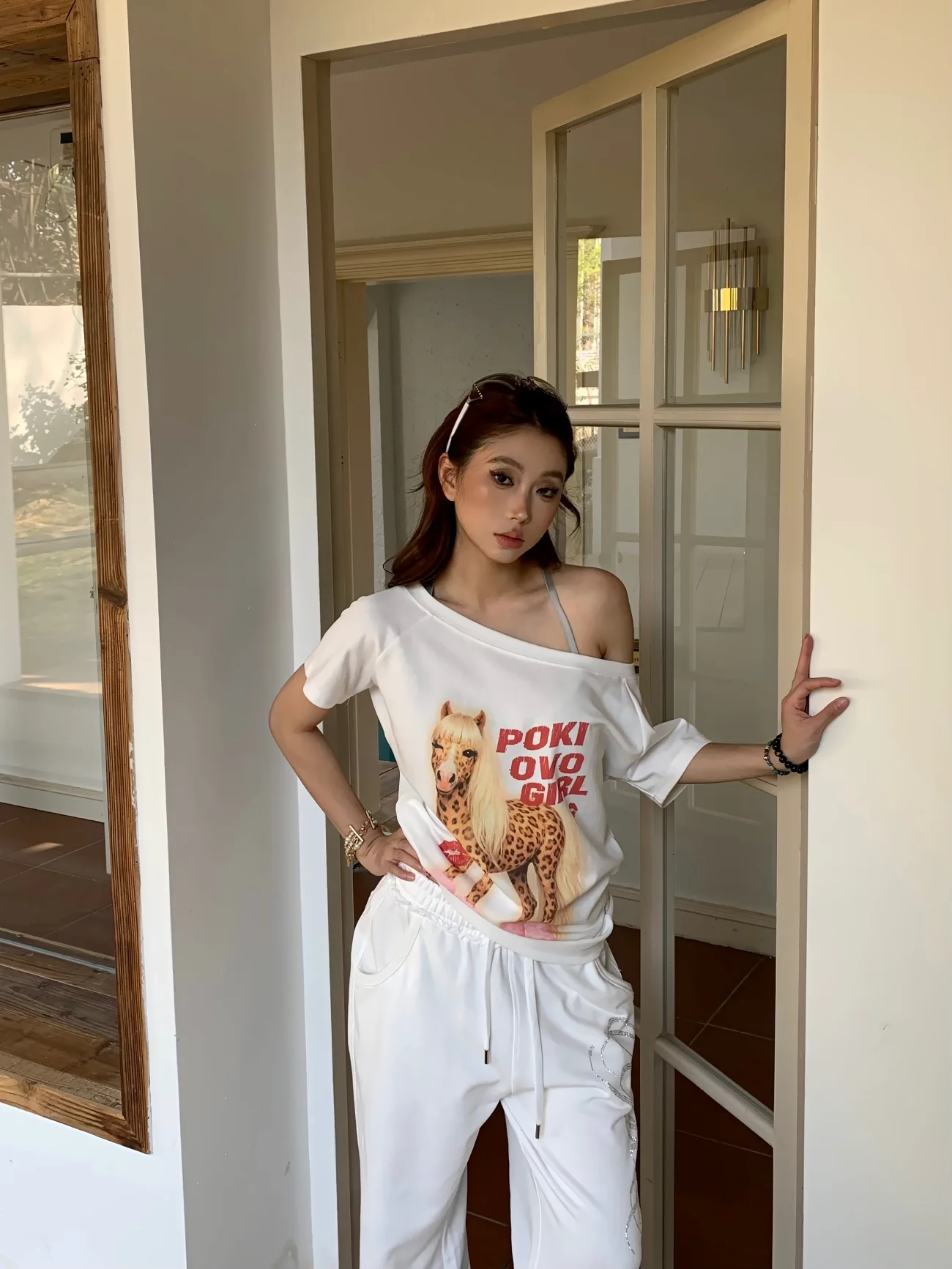 古着 オキドキ で失敗しないアイテムは？アメリカンヴィンテージ風の抽象プリントTシャツが答えになる
