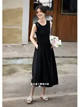 XWI 無袖ワンピース【夏用・エレガント・ウエストシェイプ・レースデザイン・小さな黒ドレス】