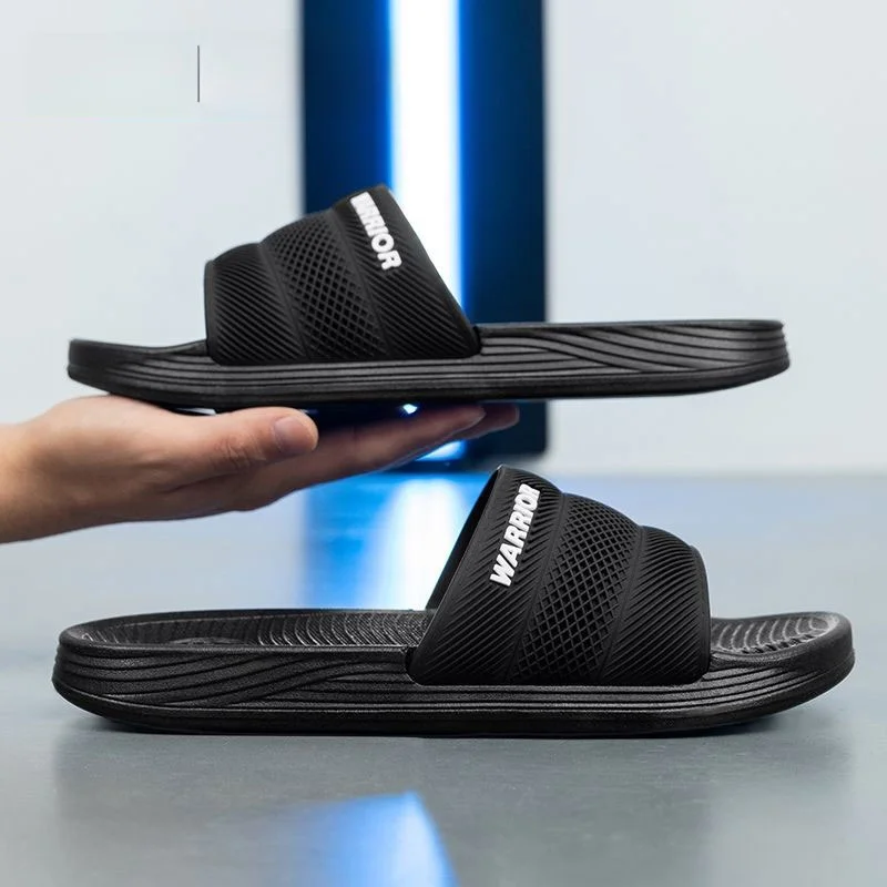パカパカしないパンプスの選び方：Warrior/回力 夏用ビーチサンダルの実用性と素材特性