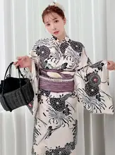 伝統的な和風デザインの浴衣【二部式・カジュアルドレス・女性用】（セットアップ対応）