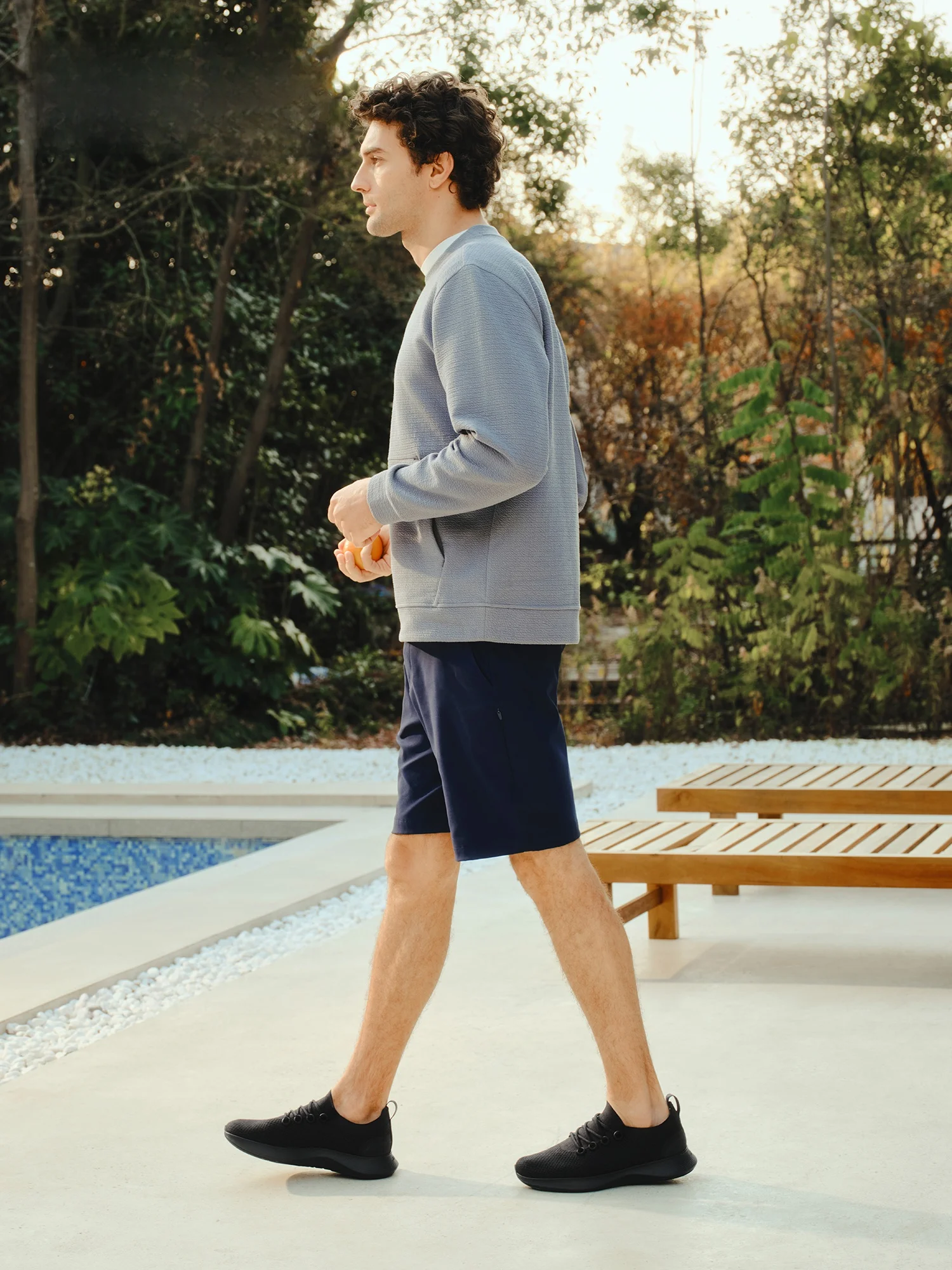 疲れないスニーカーとしてのAllbirds Dasher NZ：天丝素材による快適性と春夏向け設計の実証