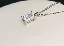 クラシックミニマリスト長方形ペンダントネックレス【925スターリングシルバー・ゴールドメッキ・モザンザイトストーン装飾】