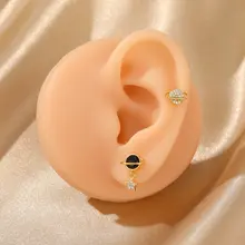 星球モチーフの細針ピアス【チタン製・シンプル・睡眠時も快適】