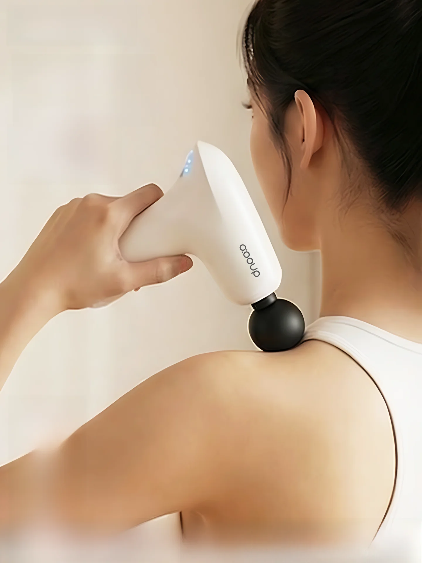 ミニ筋膜ガン：静音・多機能・女性用のプロ仕様マッサージガンの実用性と効果
