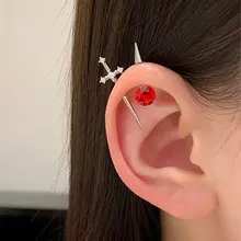悪魔のスパイクチタン合金ピアス【華やか・高級感・耳輪】