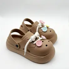 ボタン付きクマデザインのバンド付きサンダル【厚底・防滑・防臭・夏用】