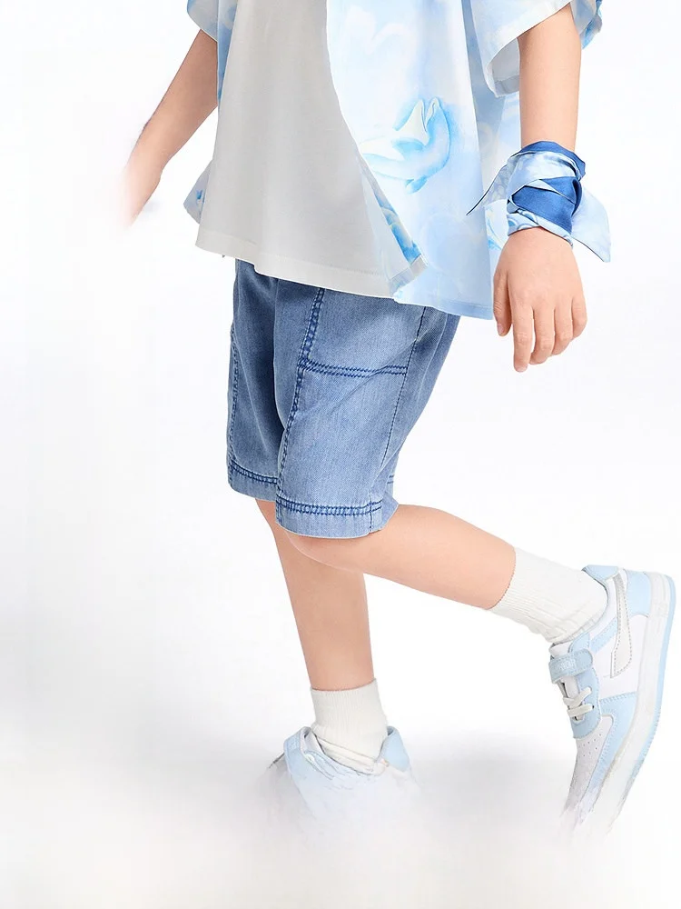 男の子用デニムショートパンツ：夏用カジュアルスタイルの綿混素材選定ガイド