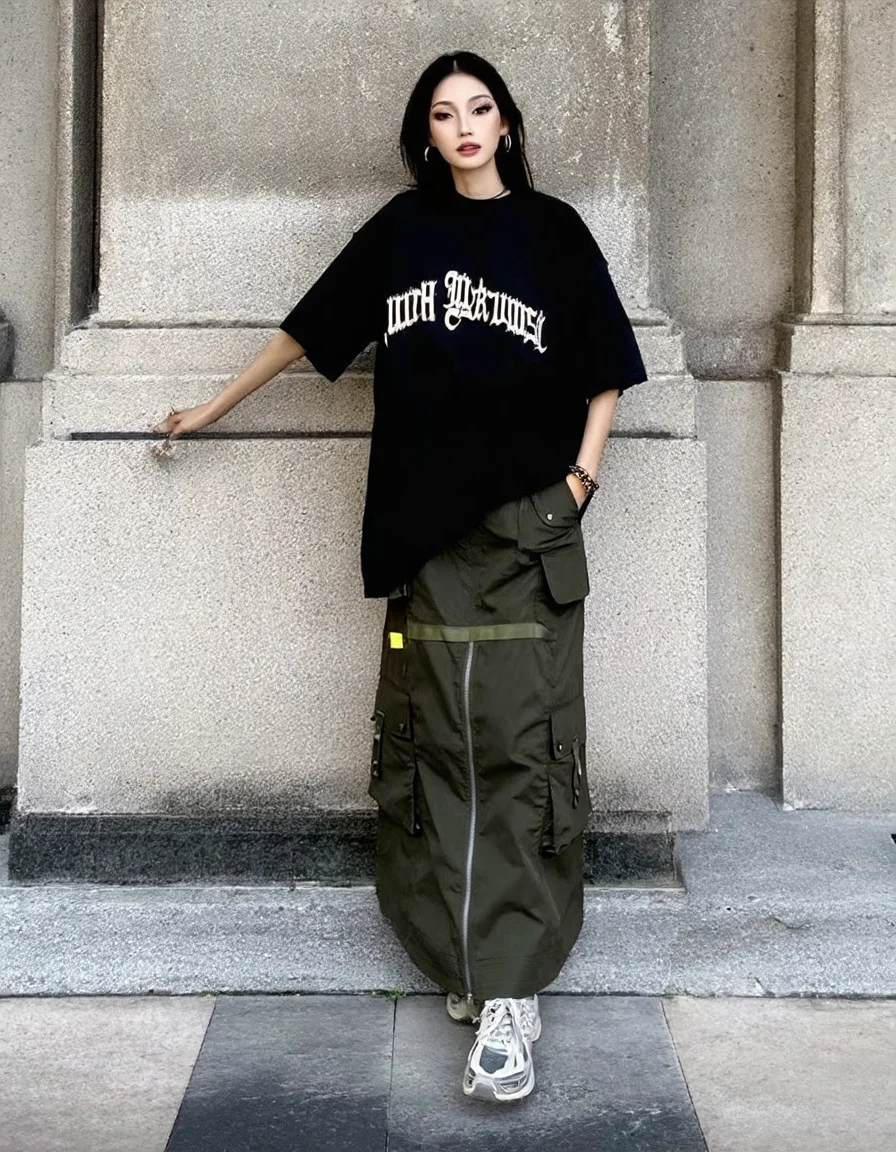 ストリートファッションの本質はTシャツ？機能性とスタイルの完全ガイド