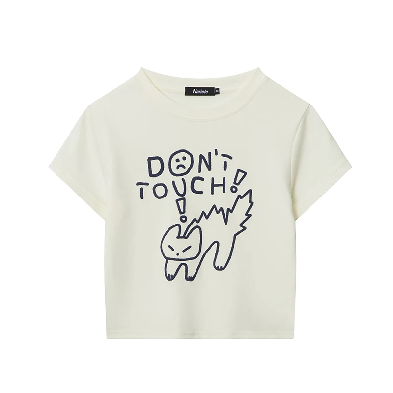 カジュアルなアニメプリント半袖Tシャツ：女性向けゆったりデザインの実用性と季節適応性