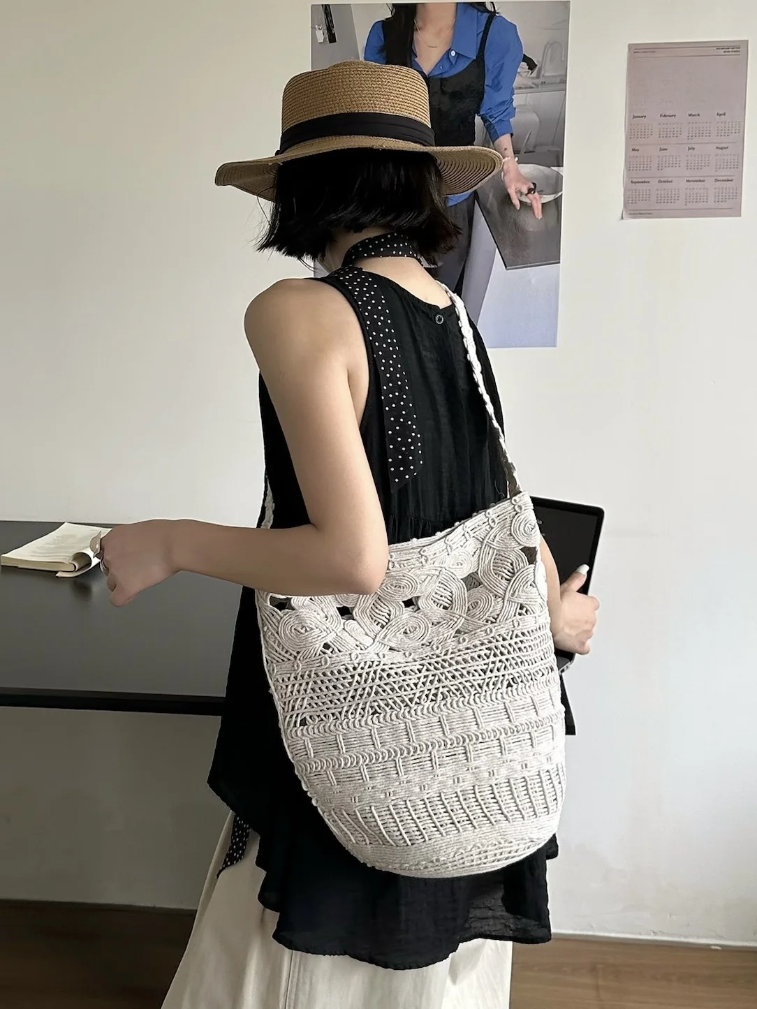 woven bag は本当に通勤に使えるのか？リアルな使い方と選び方を解説