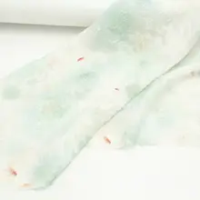 半透明な白色フリンジと浅緑・赤小金魚プリントのシフォン生地（セットアップ対応）