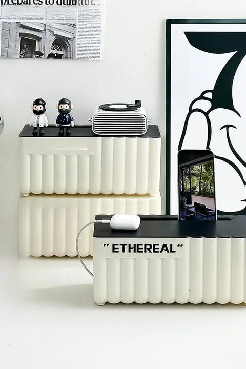 デスクトップ電源タップ収納ボックス【ケーブル整理・充電コード収納・コンパクト設計】