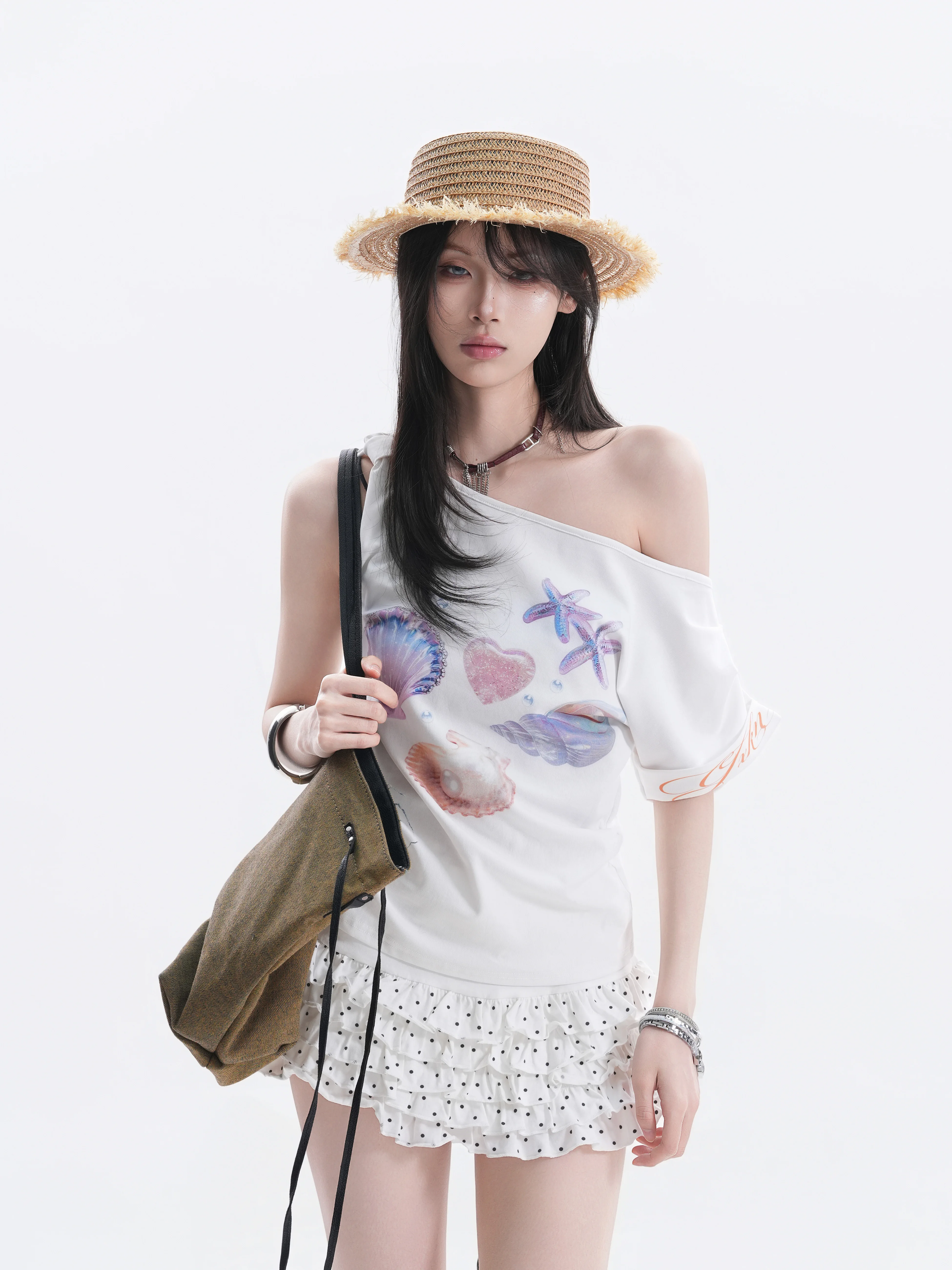 前だけイン 後ろ で着るTシャツはどんな感じ？海星デザインのリメイクワンピースが解決するリアルな悩み