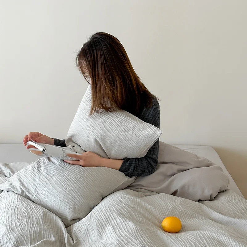 ダブルベッド セット はどんなものですか？日本風デザインの全棉刺繍入りシーツが解決する、眠りの質の悩み