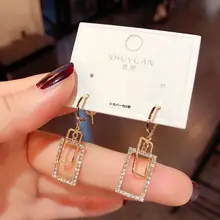 個性的なデザインのジルコニア幾何学フレームイヤリング【韓国風・高級感】