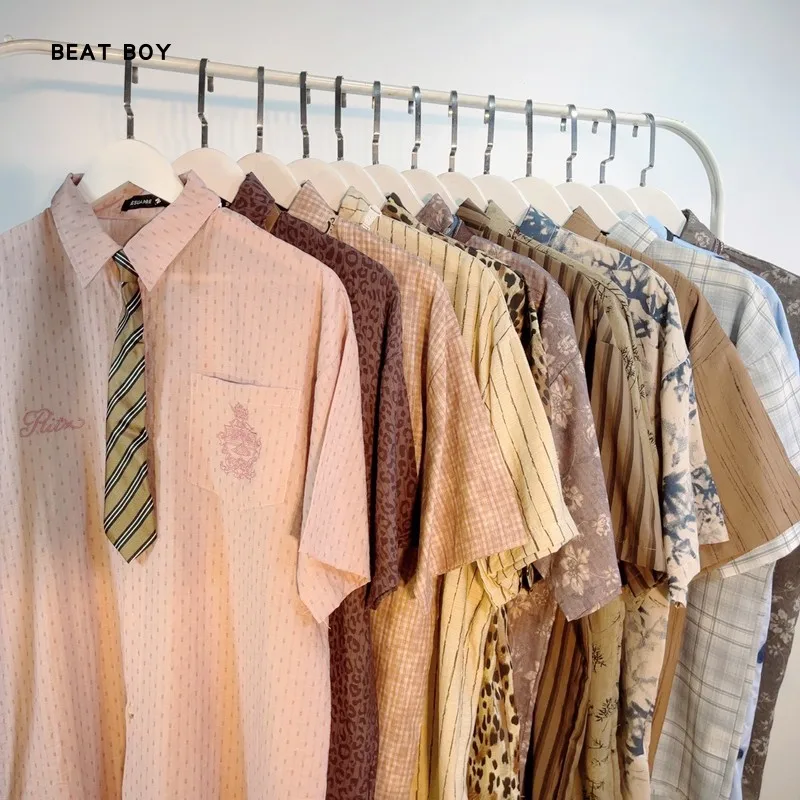 5月末と8月末に着るべき服は？ヴィンテージ風の半袖シャツが解決する季節の悩み