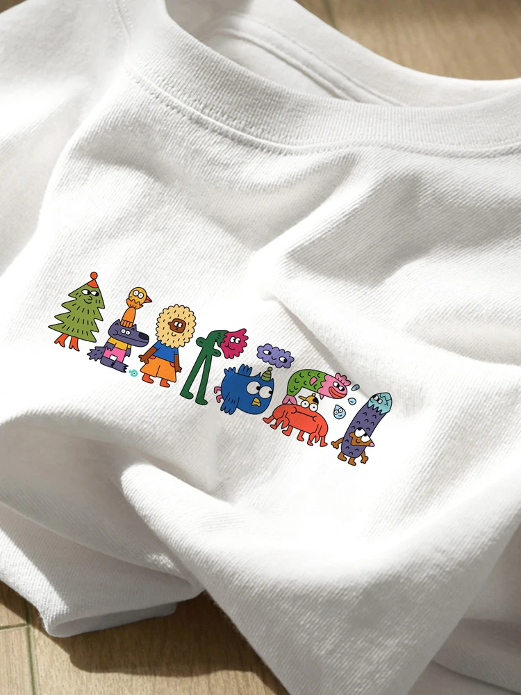 tシャツ 2枚重ねで失敗しない方法は？ユニークなプリントが夏のスタイルを変える