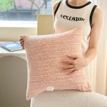 蔓越家 ピンクチェックデザインのクッション【リビング用・ベッドサイド用】