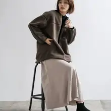 優雅なデザインのAラインスカート【エプロンウエスト・サテン仕上げ・秋冬用】（セットアップ対応）