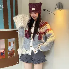 ヴィンテージ風 赤いニット帽【耳あて付き・極上の柔らかさ】