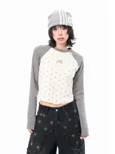 ビビッドカラーブロックのドット柄長袖Tシャツ【レディース・スリムフィット・カジュアル】