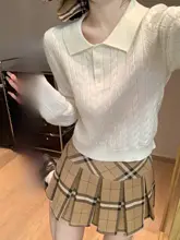 ポロ襟デザインのニットトップス【麻花編み・ウール素材・スリムなフィット・レディース用】