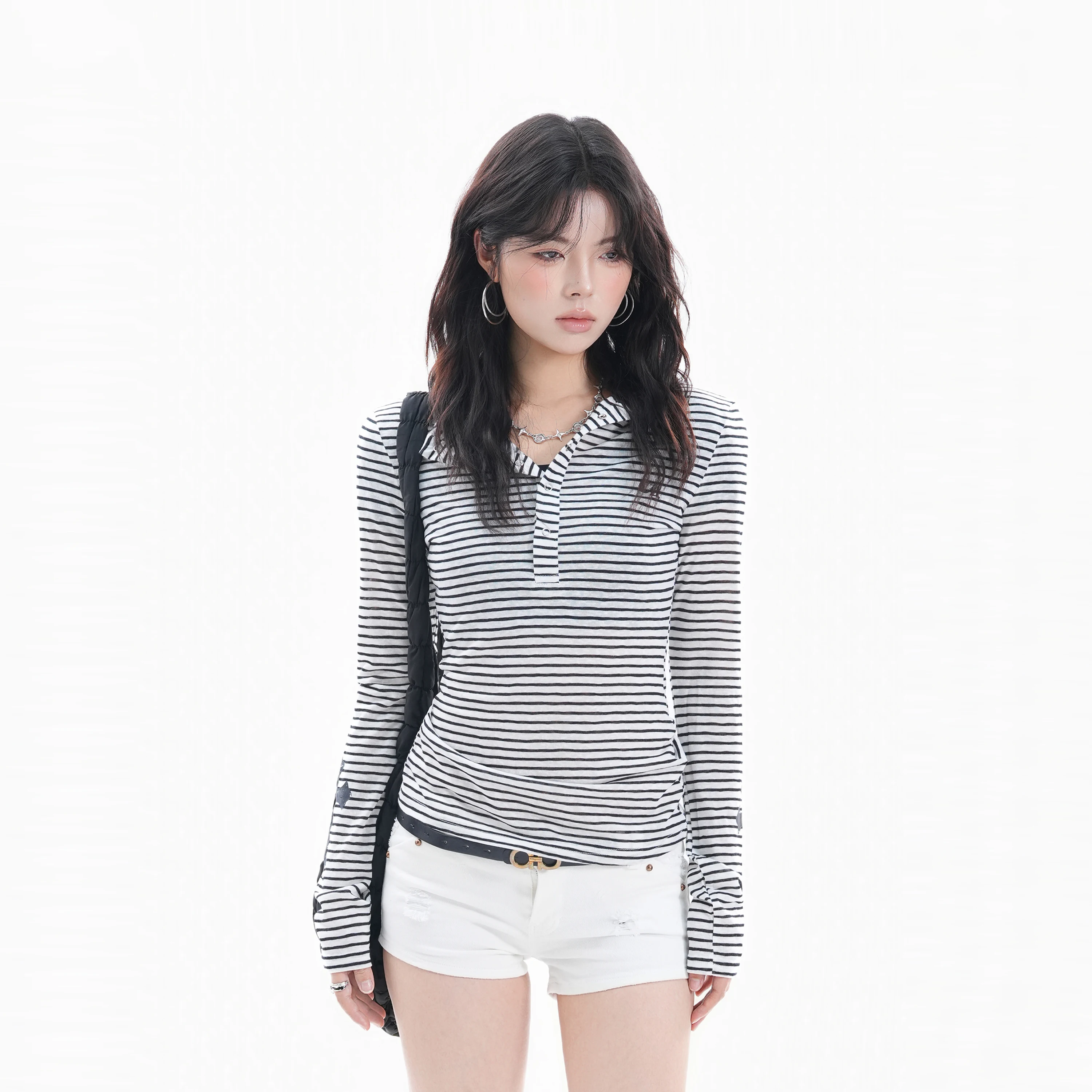 骨格ストレート tシャツはどう選ぶ？シンプルさとスタイルのバランスを取るための実践ガイド