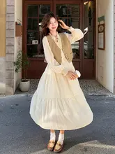 春秋用エレガントなロングドレスとベストのコーディネート（セットアップ対応）