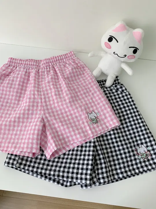 可愛い四葉クローバー刺繍のショートパンツ【ピンク白チェック・黒白チェッカー】（セットアップ対応）