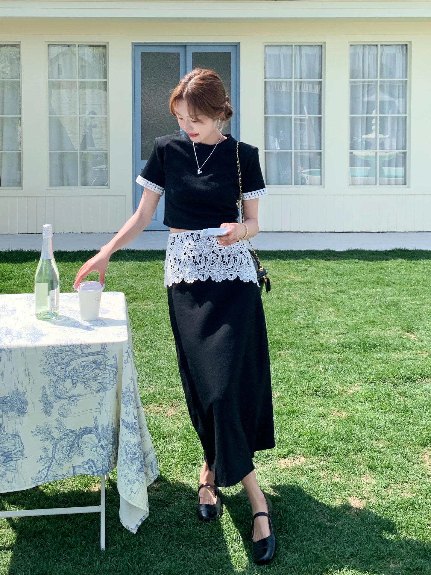 6月後半に着るきれいな服装はどう選ぶ？——テ  ィーン向けの夏のドレスセットが解決するリアルな悩み