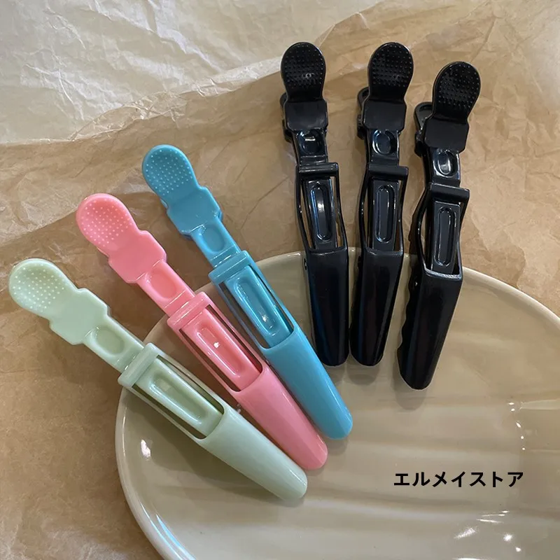 前髪をしっかり整えるには、どんなヘアクリップがおすすめ？