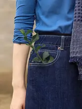深いネイビーブルーのデニムパンツ【バギーパンツ・ゆったりシルエット・カジュアルコーデに最適】