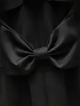 レース刺繍の襟付きビジネスワンピース【バイカラー・ウエストマーク・リボンデザイン】
