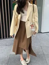 不規則なデザインのハーフスカート【スーツにぴったり】