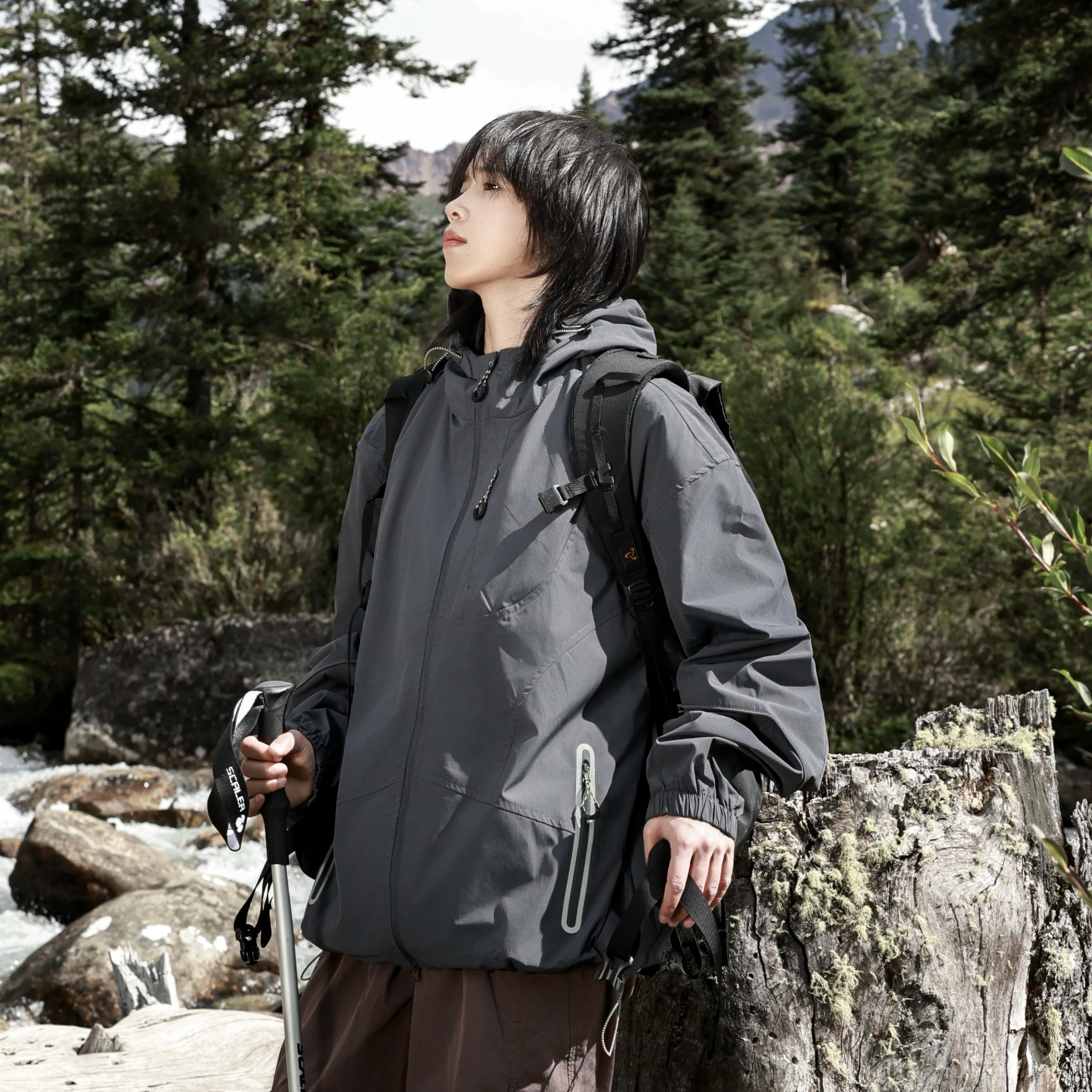 山登りの日に着るジャケットは、本当に「防風防水」で決まる？
