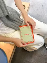 カラフルなパスポートケース【多機能収納ポーチ】
