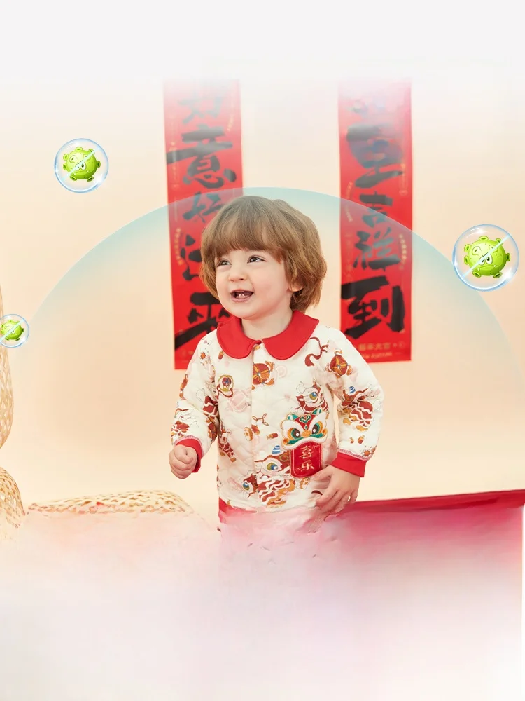 1歳誕生日の祖父母に贈る服はどう選ぶ？純綿の分体型衣装が解決する3つの悩み