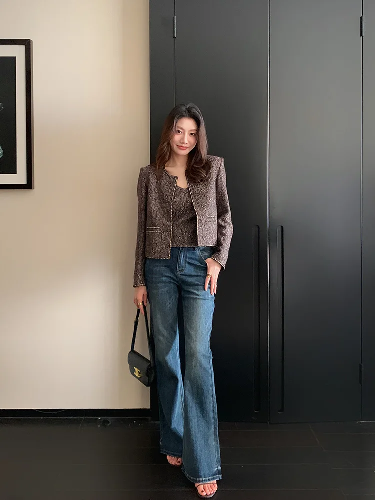くすみブルー コート は本当に今が旬？その魅力と着こなしのコツを徹底解説
