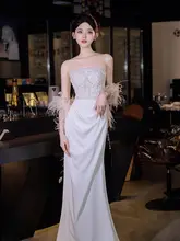 エレガントなビスチェスタイルのウェディングドレス【サテン素材・フィッシュテール・結婚式用】