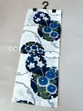 伝統的なデザインの女性用浴衣【綿100%・花火大会用・コスプレ対応】