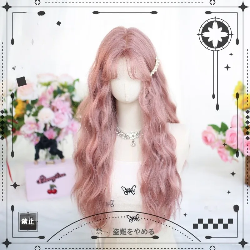 ロングヘアスタイル 前髪あり で若々しさを保つには？ロリータ風カールウィッグがおすすめの理由