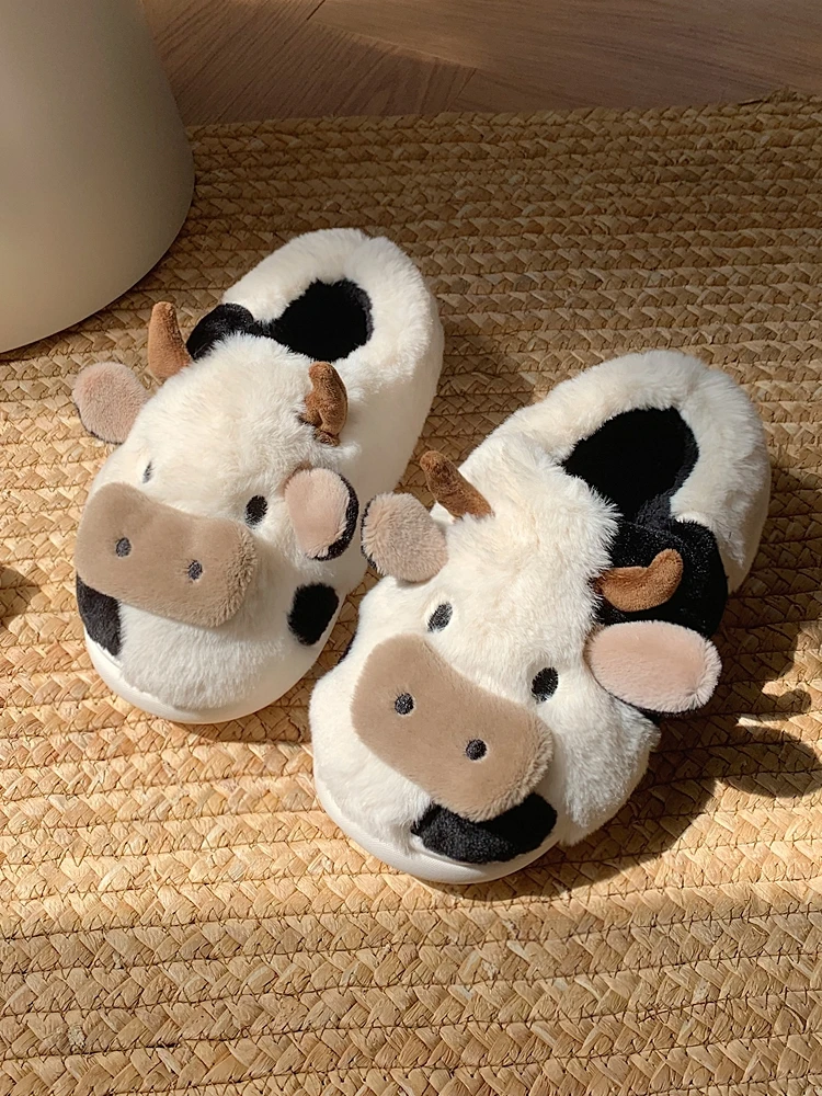防滑スリッパ着方：冬用カウデザインの温かさとおしゃれを実現する正しい着方ガイド