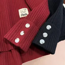 シンプルなデザインのハイネックニットセーター【秋冬用・女性用・極上の柔らかさ】（セットアップ対応）